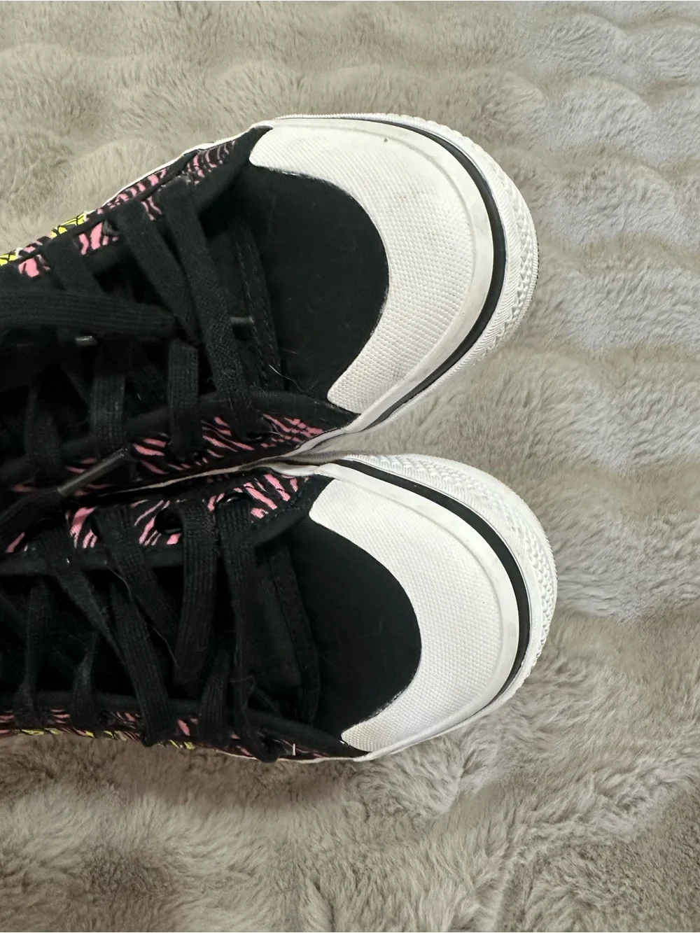 Adidas Women’s Nizza Platform Shoes Size 7.5